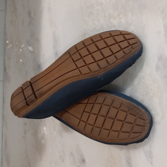 Women's Loafers - Picture 7 of 12